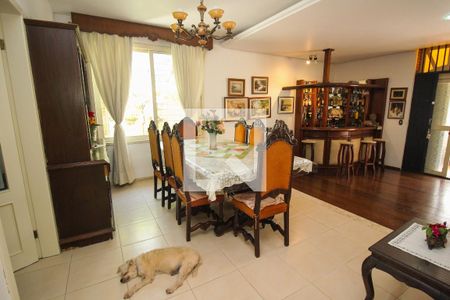 Casa para alugar com 220m², 4 quartos e 2 vagasSala de Jantar