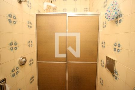 Casa à venda com 174m², 3 quartos e 3 vagas Casa à venda com 174m², 3 quartos e 3 vagasBanheiro 2