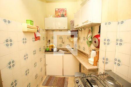 Casa à venda com 174m², 3 quartos e 3 vagas Casa à venda com 174m², 3 quartos e 3 vagasCozinha