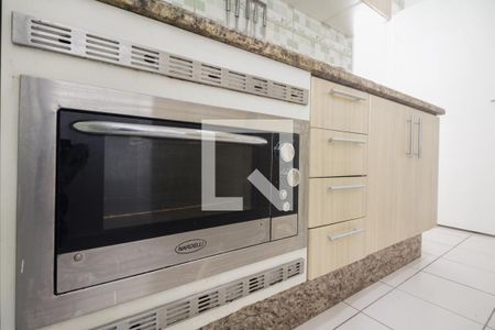 Cozinha de apartamento para alugar com 2 quartos, 47m² em Vila Carrao, São Paulo