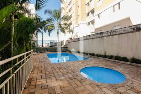 Condomínio - Piscina  de apartamento para alugar com 2 quartos, 47m² em Vila Carrao, São Paulo