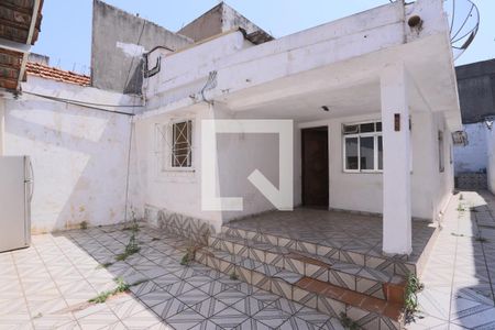 Casa à venda com 220m², 2 quartos e 3 vagasQuintal