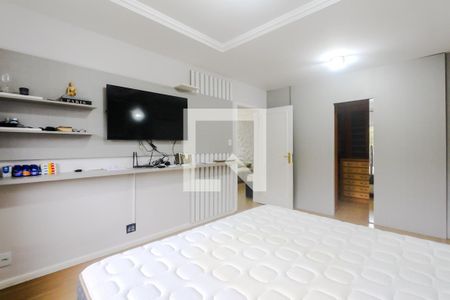 Casa à venda com 650m², 5 quartos e 6 vagasSuíte