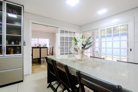 Casa à venda com 650m², 5 quartos e 6 vagasCozinha