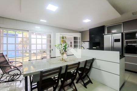 Casa à venda com 650m², 5 quartos e 6 vagasCozinha