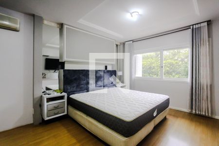 Casa à venda com 650m², 5 quartos e 6 vagasSuíte