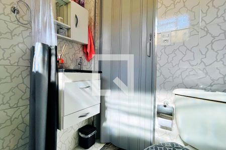 Casa à venda com 283m², 3 quartos e 2 vagasBanheiro de serviço