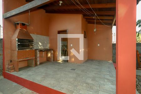 Casa à venda com 200m², 2 quartos e 6 vagas Casa à venda com 200m², 2 quartos e 6 vagasChurrasqueira