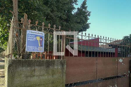 Casa à venda com 200m², 2 quartos e 6 vagas Casa à venda com 200m², 2 quartos e 6 vagasFachada