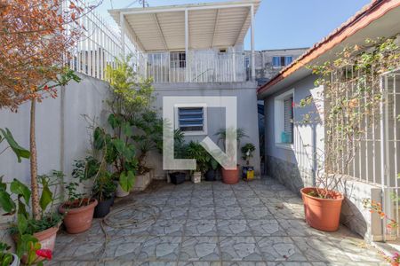 Casa à venda com 330m², 2 quartos e 1 vagaQuintal