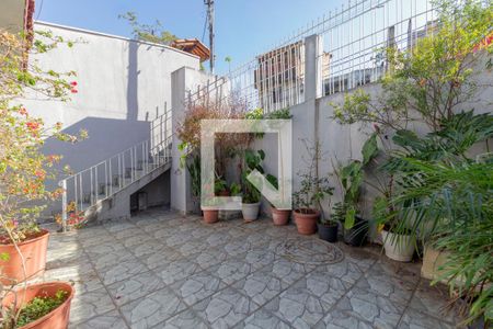 Casa à venda com 330m², 2 quartos e 1 vagaQuintal