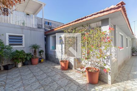 Casa à venda com 330m², 2 quartos e 1 vagaQuintal