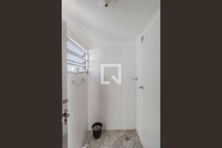 Casa à venda com 330m², 2 quartos e 1 vagaBanheiro de Serviço