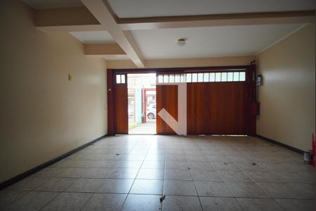 Casa à venda com 370m², 4 quartos e 4 vagasGaragem - 2 Vagas