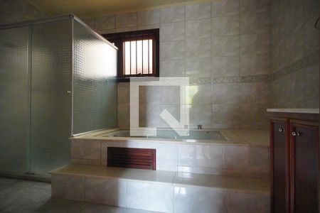 Casa à venda com 370m², 4 quartos e 4 vagasBanheiro Suíte
