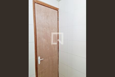 Apartamento para alugar com 58m², 2 quartos e 1 vaga Apartamento para alugar com 58m², 2 quartos e 1 vagaBanheiro