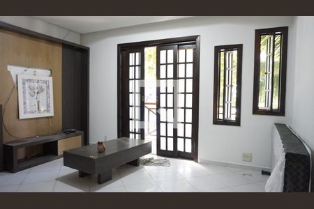 Casa à venda com 270m², 5 quartos e sem vagaSegundo Andar - Sala