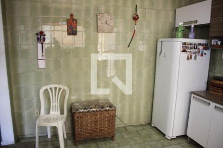 Casa à venda com 200m², 3 quartos e 3 vagasCozinha