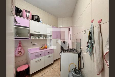 Casa à venda com 80m², 2 quartos e 2 vagasCozinha