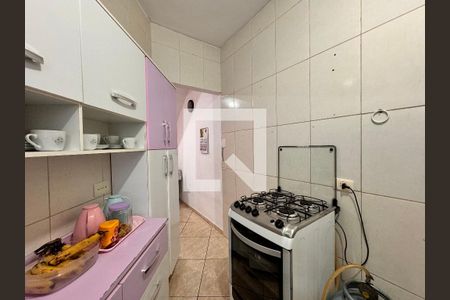 Casa à venda com 80m², 2 quartos e 2 vagasCozinha
