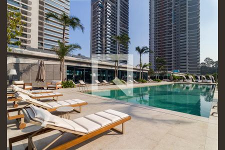 Apartamento à venda com 186m², 4 quartos e 3 vagasÁrea comum - Piscina