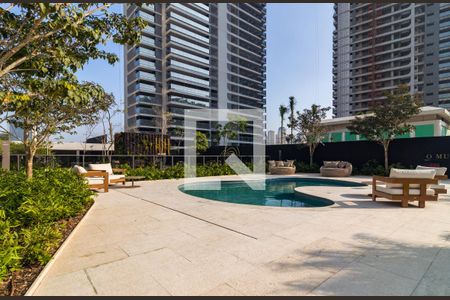 Apartamento à venda com 186m², 4 quartos e 3 vagasÁrea comum - Piscina