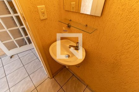 Casa à venda com 200m², 10 quartos e sem vagaBanheiro 3 - Segundo Piso