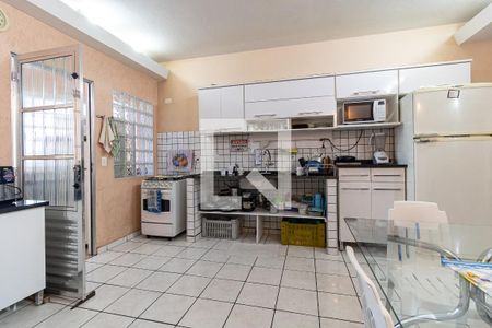 Casa à venda com 200m², 10 quartos e sem vagaCozinha - Segundo Piso