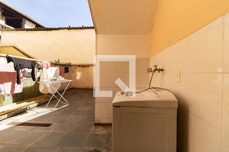 Casa à venda com 200m², 10 quartos e sem vagaLavanderia Piso Térreo