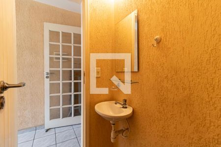 Casa à venda com 200m², 10 quartos e sem vagaBanheiro 3 - Segundo Piso