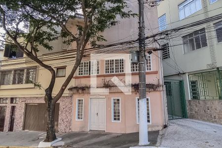 Casa à venda com 200m², 10 quartos e sem vagaFachada