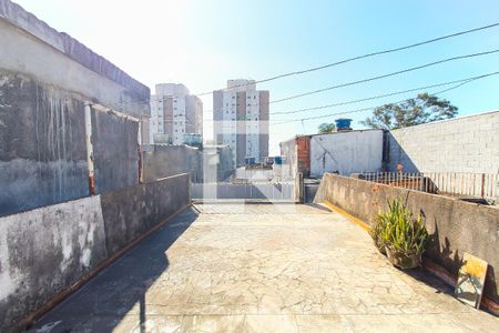 Casa para alugar com 132m², 2 quartos e 1 vaga Casa para alugar com 132m², 2 quartos e 1 vagaTerraço