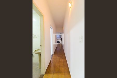 Casa para alugar com 132m², 2 quartos e 1 vaga Casa para alugar com 132m², 2 quartos e 1 vagaCorredor