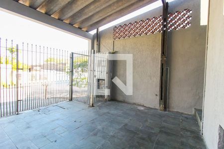 Garagem de casa para alugar com 2 quartos, 132m² em Itaquera, São Paulo