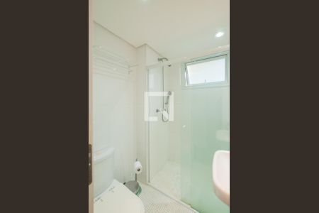 Apartamento para alugar com 78m², 2 quartos e sem vaga Apartamento para alugar com 78m², 2 quartos e sem vagaBanheiro da Suíte