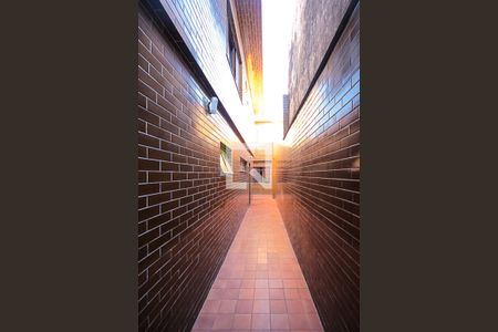 Casa à venda com 190m², 3 quartos e 2 vagasCorredor externo