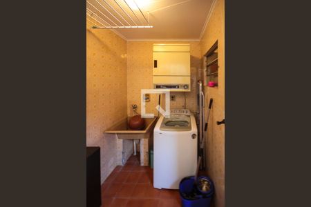 Casa à venda com 190m², 3 quartos e 2 vagasÁrea de Serviço