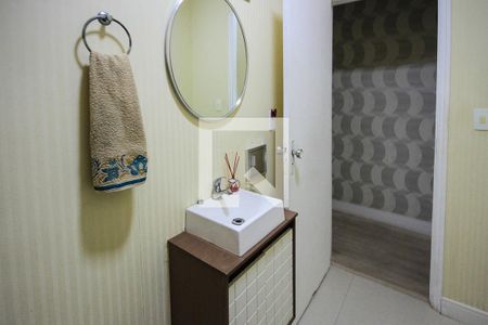 Lavabo de casa à venda com 3 quartos, 190m² em Jardim Vila Formosa, São Paulo