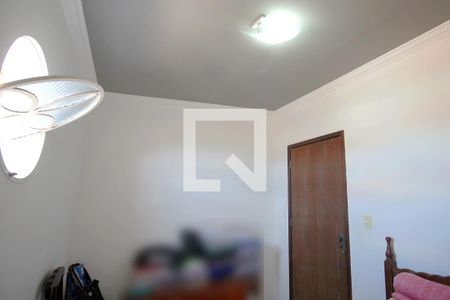 Casa à venda com 240m², 6 quartos e 8 vagasQuarto 2 – casa 2