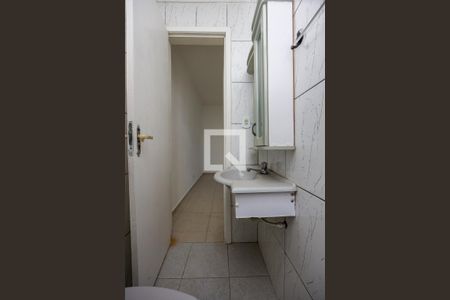 Casa para alugar com 130m², 3 quartos e 2 vagas Casa para alugar com 130m², 3 quartos e 2 vagasSuíte - Banheiro