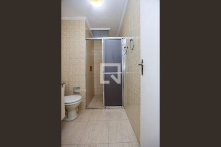 Casa para alugar com 130m², 3 quartos e 2 vagas Casa para alugar com 130m², 3 quartos e 2 vagasBanheiro 2