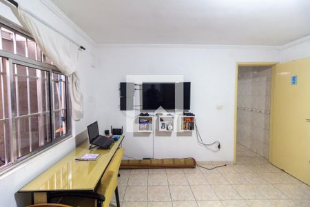 Casa à venda com 174m², 3 quartos e 2 vagasQuarto 4
