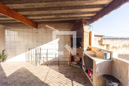 Casa à venda com 174m², 3 quartos e 2 vagasÁrea de serviço 