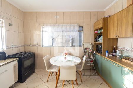 Casa à venda com 174m², 3 quartos e 2 vagasCozinha