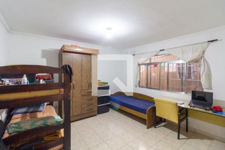 Casa à venda com 174m², 3 quartos e 2 vagasQuarto 4