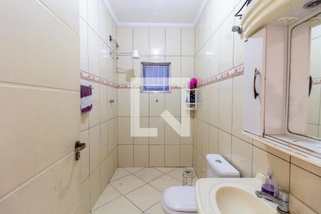 Casa à venda com 174m², 3 quartos e 2 vagasBanheiro 2