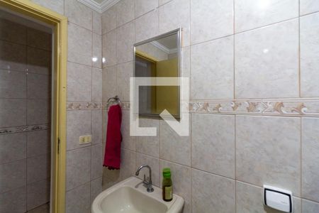 Casa à venda com 174m², 3 quartos e 2 vagasBanheiro 3