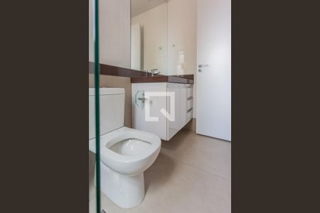 Apartamento para alugar com 64m², 2 quartos e 2 vagas Apartamento para alugar com 64m², 2 quartos e 2 vagasBanheiro da Suíte 1