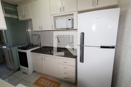 Apartamento à venda com 57m², 2 quartos e sem vaga Apartamento à venda com 57m², 2 quartos e sem vagaCozinha