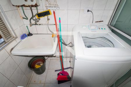 Apartamento à venda com 57m², 2 quartos e sem vaga Apartamento à venda com 57m², 2 quartos e sem vagaÁrea de serviço